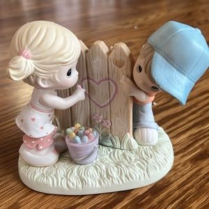Precious Moments figurine Rare members only # CC139001